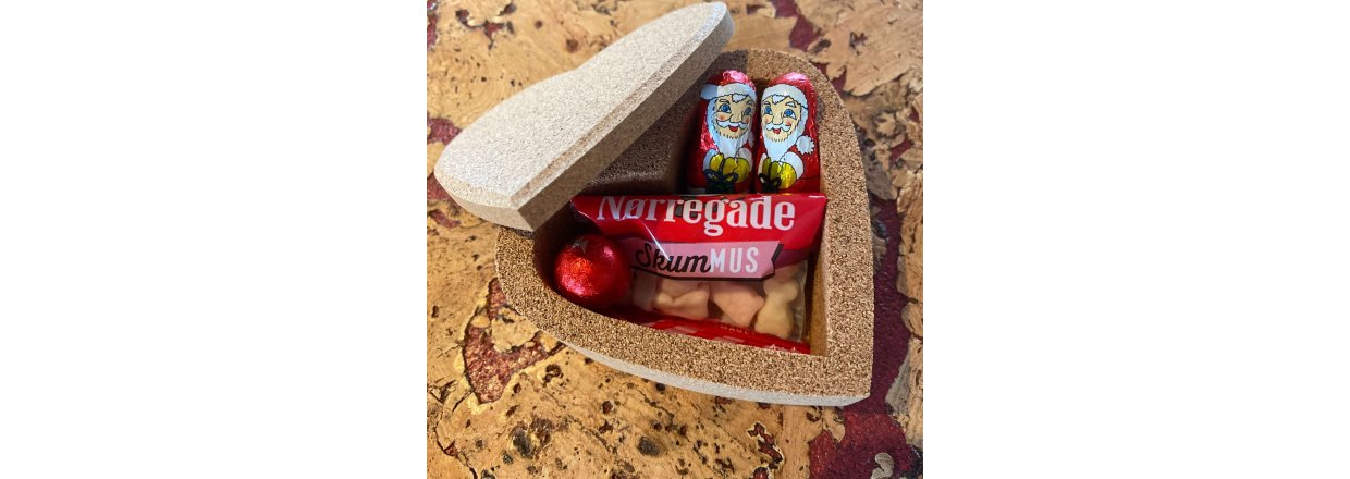 - J U L E S P E C I A L - 