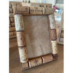 Retro genbrugsramme smykket med korkpropper