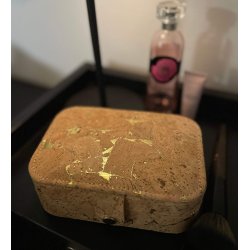 Smykkeskrin i kork med guldnister, aflang