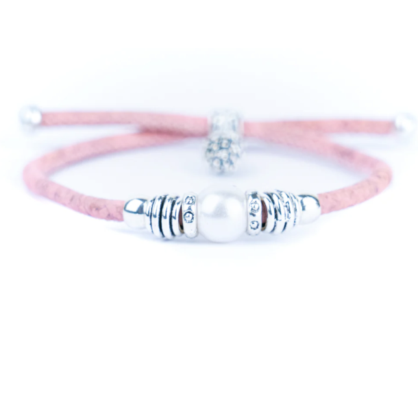 Armbnd i lyserdt kork med perle