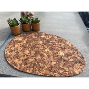 Dkkeserviet i brunt kork, oval 