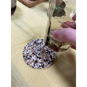 Glasbrik i kork og genanvendt EVA, sort og hvid