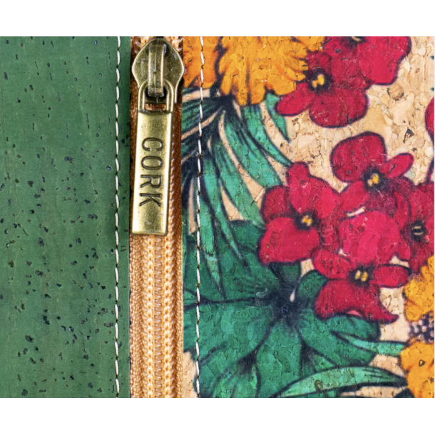 Lille skuldertaske i gr�n med blomsterm�nster