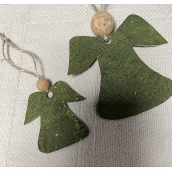 Eiki juleengel til ophng i kork, grn