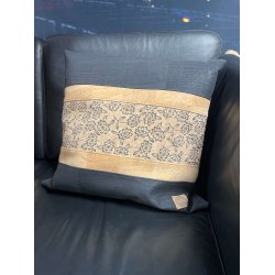 Eiki pude i korkl�der, natur og sorte nuancer med 5 striber, version 2