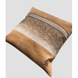 Eiki pude i kork, natur og hvide nuancer med 5 striber