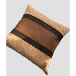 Eiki pude i kork, brune nuancer med 5 striber