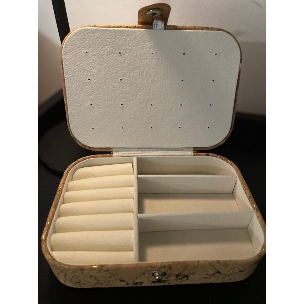 Smykkeskrin i kork med guldnister, aflang