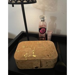 Smykkeskrin i kork med guldnister, aflang