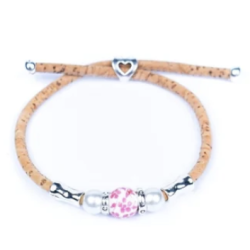 Armbnd i kork med pink blomsterperle i keramik