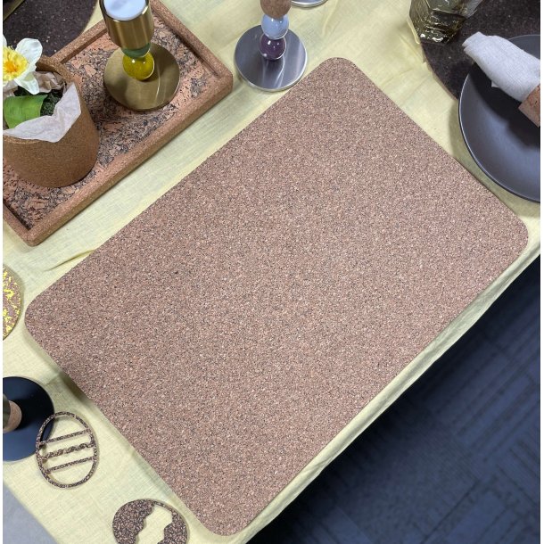 D�kkeserviet i kork med naturm�nster, aflang