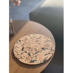 D�kkeserviet i naturkork med sort m�nster, rund 30 cm