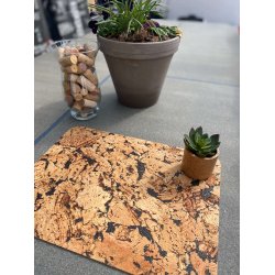 D�kkeserviet i naturfarve med sort m�nster, aflang