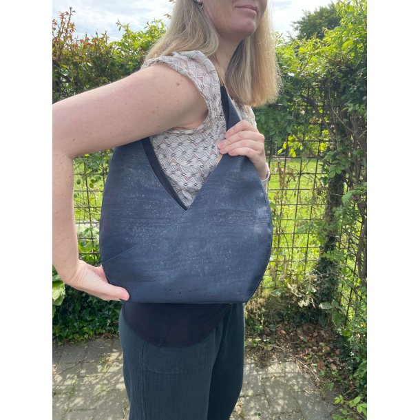 Dametaske med knaplukning, mrkebl