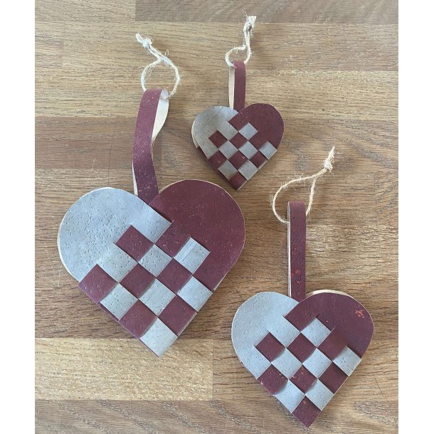 Eiki flettet julehjerte i kork, mrkerd/gr