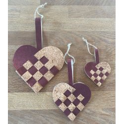 Eiki flettet julehjerte i kork, mrkerd/natur