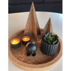 Juletr i restkork og genbrugsmaterialer