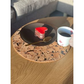 D�kkeserviet i naturkork med sort m�nster, rund 30 cm