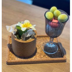 Bakke i kork med naturm�nster