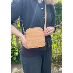 Lille skuldertaske i kork, natur