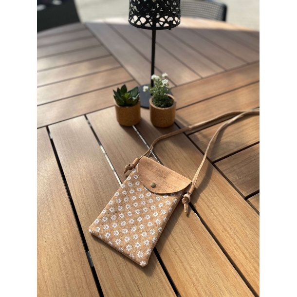 Mobiltaske i kork med hvidt blomstermnster