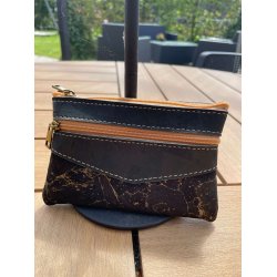 Mntpung i kork, mrkebl med guldmnster