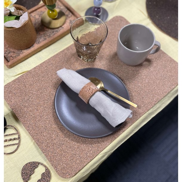 D�kkeserviet i kork med naturm�nster, aflang