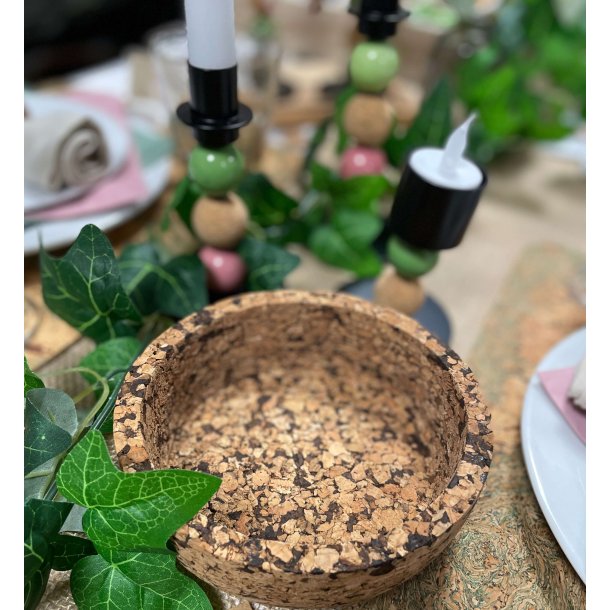 Sk�l i kork med brunt m�nster