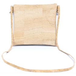 Lille skuldertaske i kork, natur med mnster i lysebrun/natur