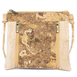 Lille skuldertaske i kork, natur med mnster i lysebrun/natur