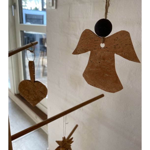 Eiki juleengel til ophng i kork, natur