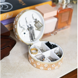 Smykkeskrin i kork med hvide blomster, rund