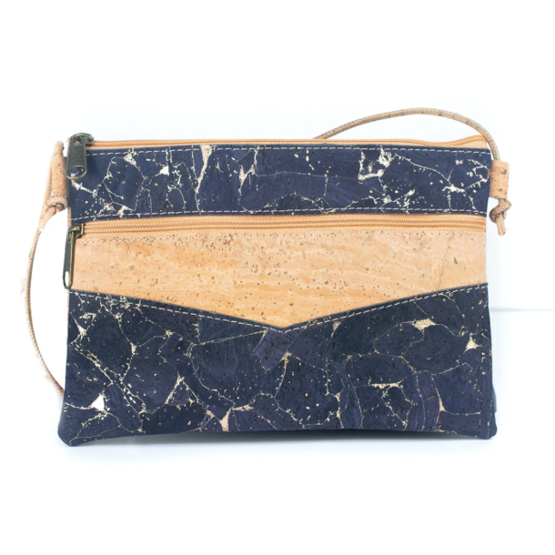 Lille taske i natur kork og m�rkebl�t kork med guldm�nster