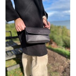 Lille taske i sort kork