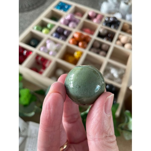 MyCandle tilbeh�r - m�rkegr�n kugle, 3 cm