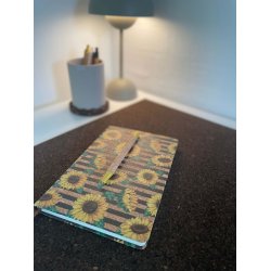 Notesbog i kork med mnster af solsikker