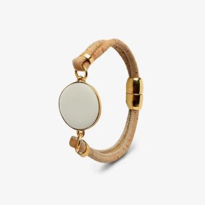 Armbnd i kork med hvid perle