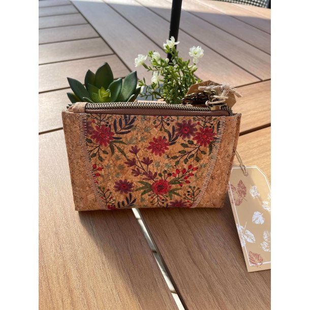 Pung i naturkork med blomstermnster