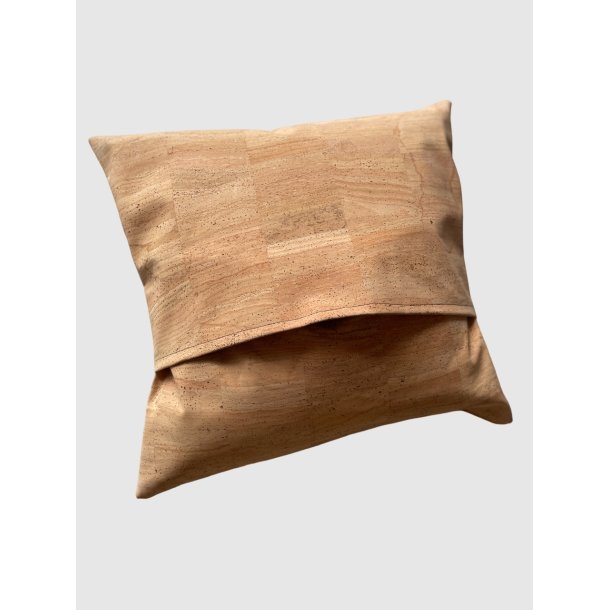 Eiki pude i korkl�der, natur og sorte nuancer med 5 striber