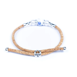 Armbnd i kork med bl og grn blomsterperle i keramik