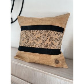 Eiki pude i korklder, natur og sorte nuancer med 5 striber