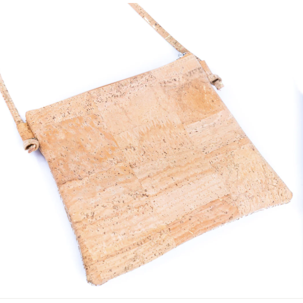 Taske i kork med hvidt mnster