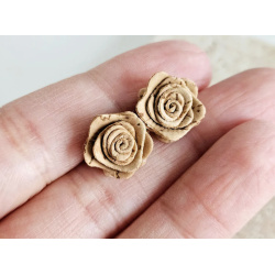 �reringe rustfrit st�l og med natur kork formet som roser