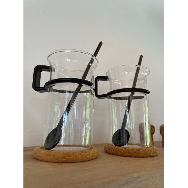Retro Bodum glas med sort hank, sort ske og bordskner i kork, hje, 2 stk.