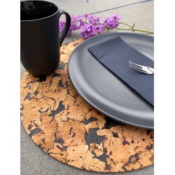 D�kkeserviet i naturfarve med sort m�nster, oval